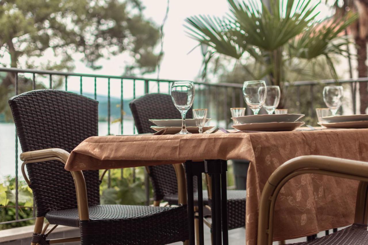 Sunny Port Apartment & Rooms Perast Dış mekan fotoğraf