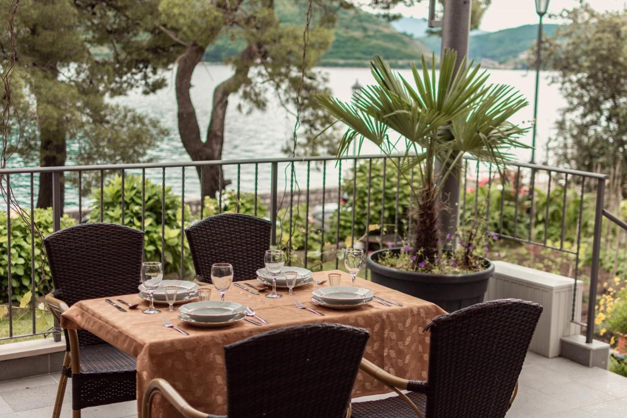 Sunny Port Apartment & Rooms Perast Dış mekan fotoğraf